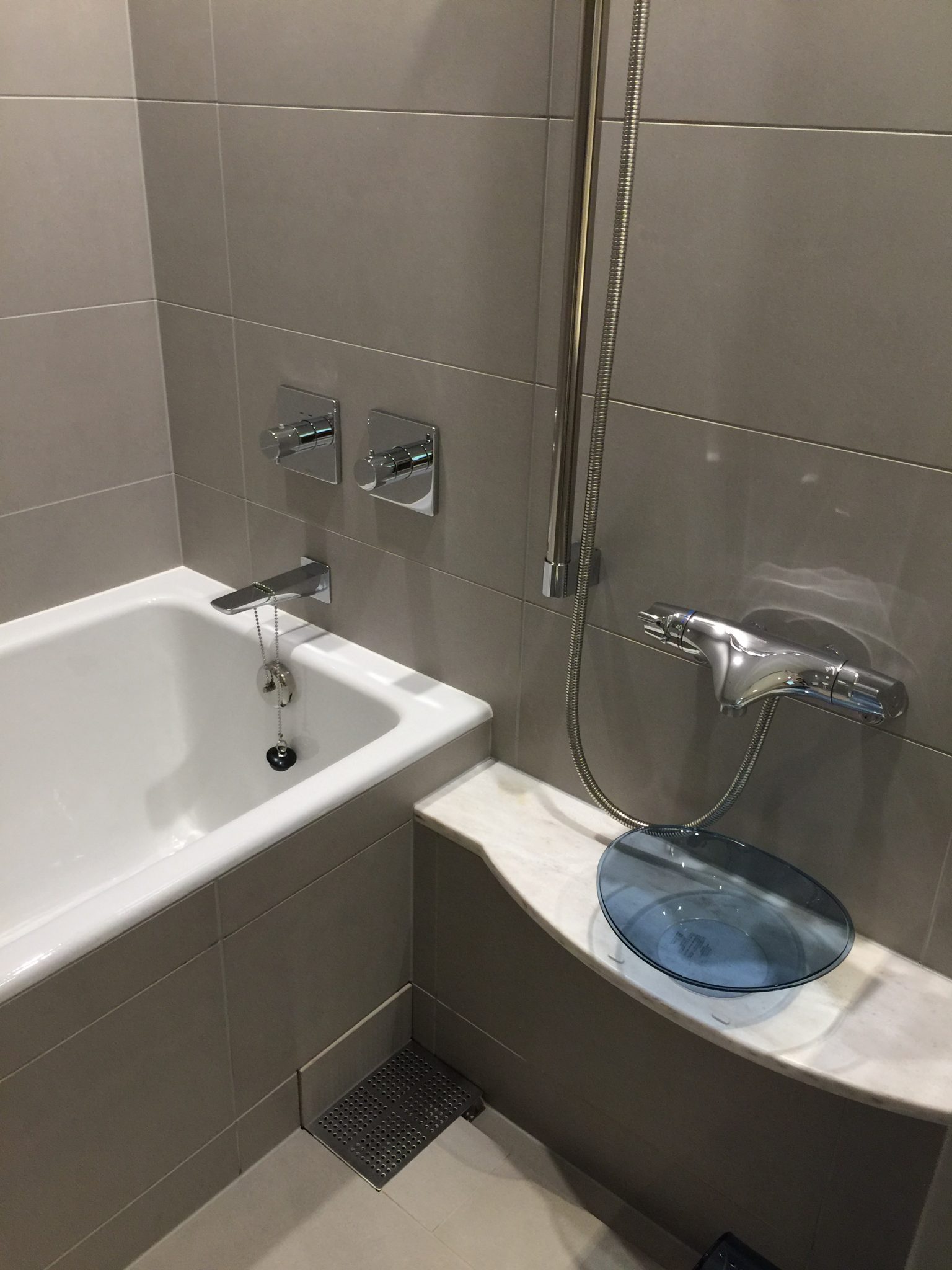 のんびりしたいなら絶対！独立バスルーム バス・トイレ別の福岡のホテル ホテシャリストが教える福岡ホテル情報STAY HOLIDAY